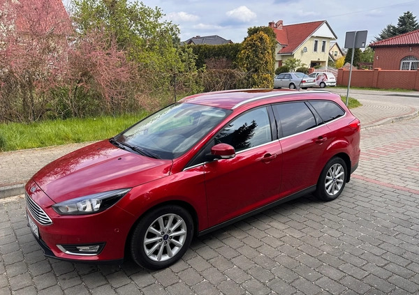 Ford Focus cena 41900 przebieg: 111500, rok produkcji 2018 z Wejherowo małe 137